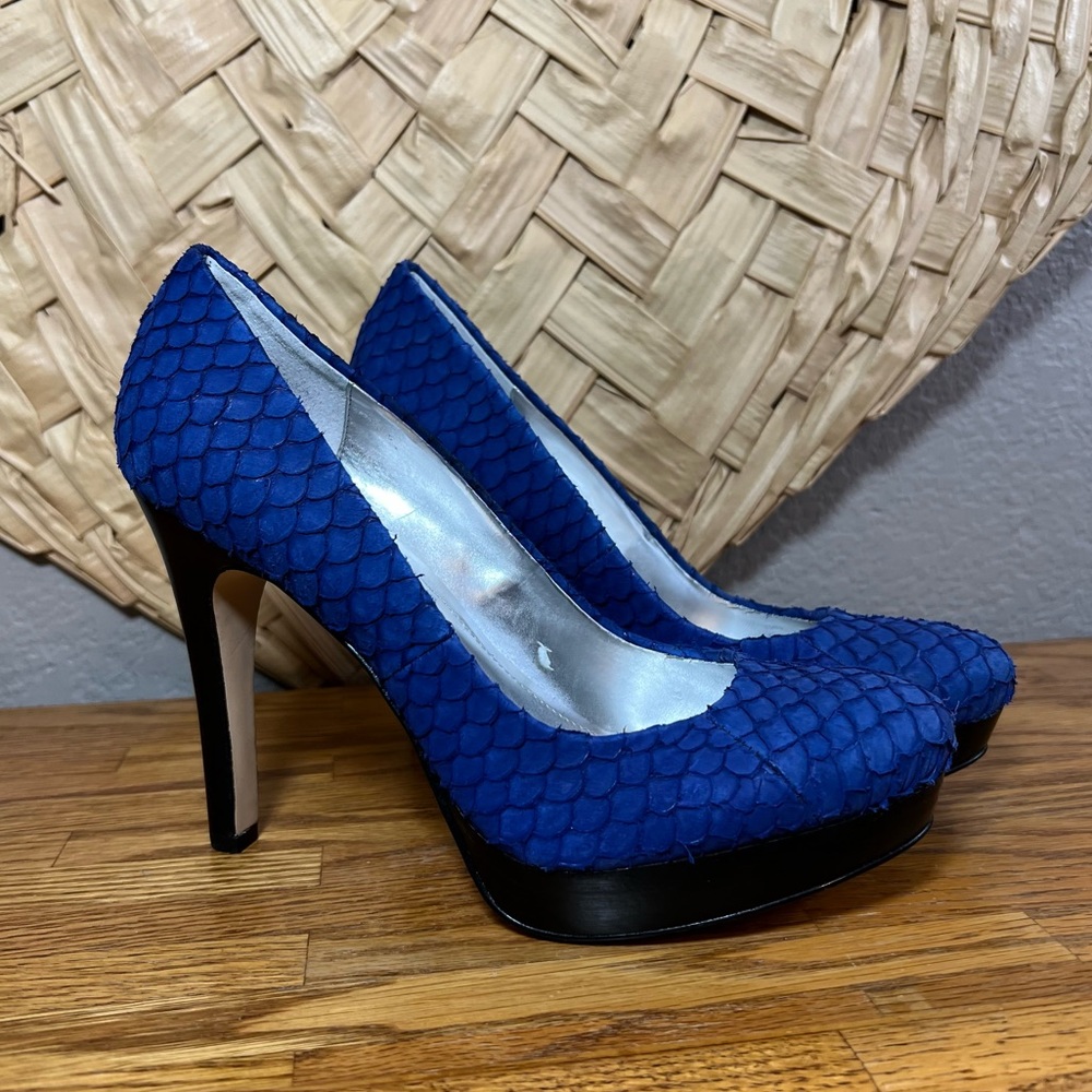 Calvin Klein Kendall Fish Skin Leather Pumps Heels Platform Shoes Women’s Size